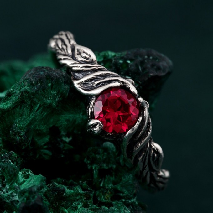 Rustic Elegance Twig Ring: Enchanted Forest Design