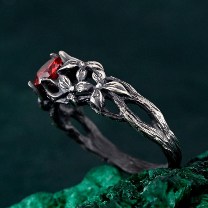 Gothic Silver Ring with Garnet and Floral Design
