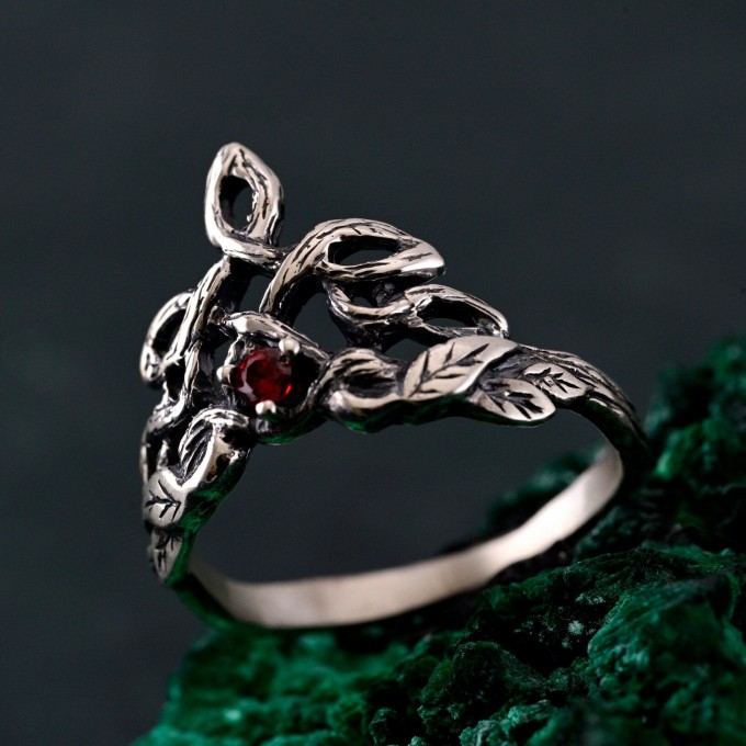 Sterling Silver Elven Tree Bark Twig Ring for Forest Inspired Engagement – Nature-Inspired Silver Engagement Ring with Celtic Knot