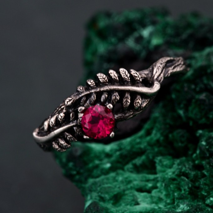 Ruby Fern Branchlet Ring: Whispering Fern Design