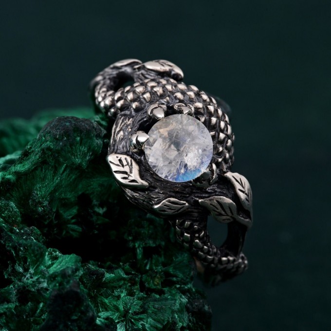 Scale of the Dragon Ring: Mythical Silver Armor Design