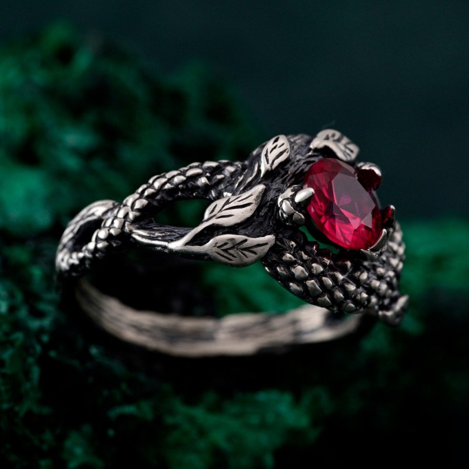 Serpent's Flame: Gothic Ruby Snake Ring