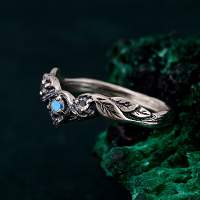 Dainty Celtic Floral Ring – Silver Chevron Woodland Wedding Jewelry