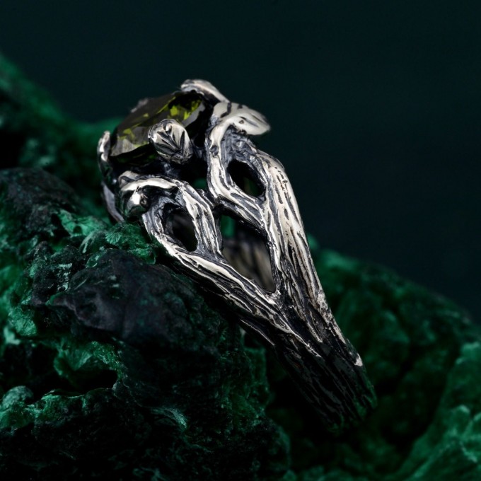 Silver Tree Bark Band: Rustic Woodland Elegance
