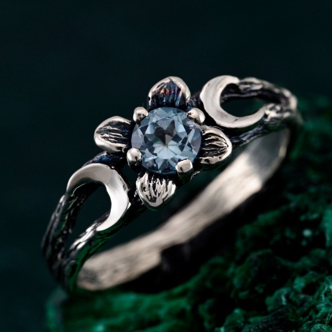 Gothic Silver Ring with Sapphire and Floral Design
