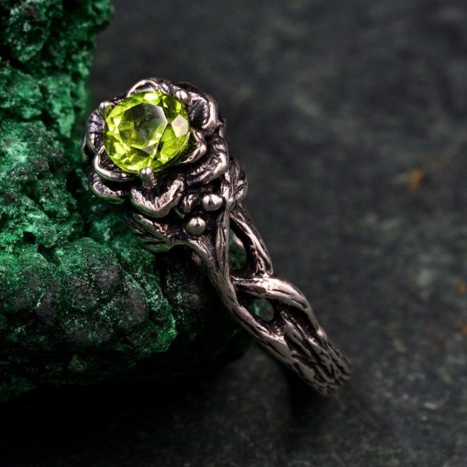 Silver Twisted Vine Engagement Ring - Romantic Forest-Inspired Jewelry