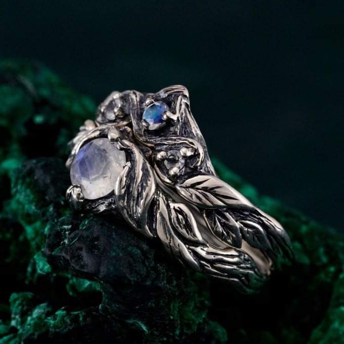 Silver Moonstone Ring Set: Nature-Inspired Leaf and Vine Design Bohemian Wedding Band