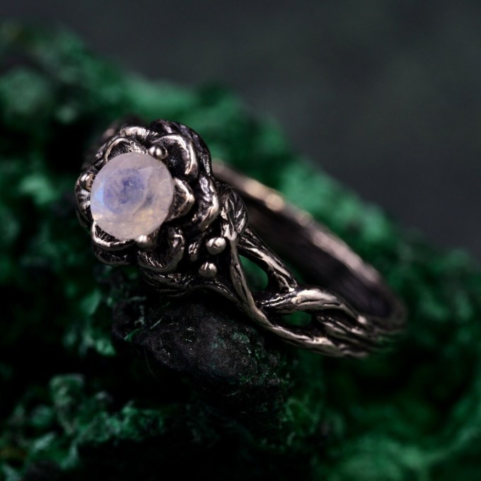 Gothic Sterling Silver Ring with Moonstone: A Celestial Dream