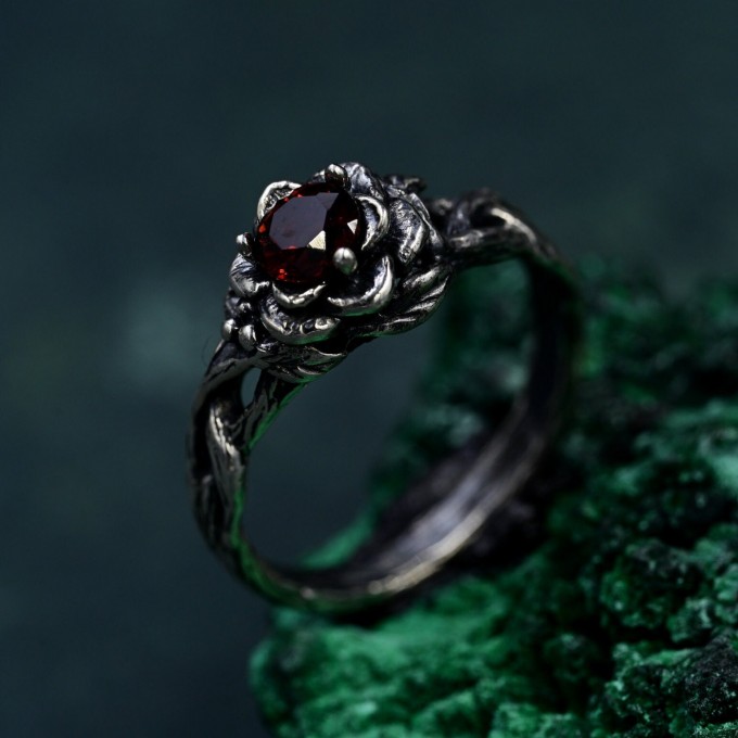 Bloom of Shadows: Gothic Garnet Lotus Ring