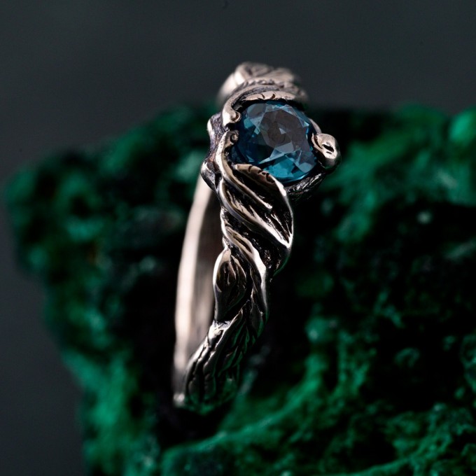 Woodland Promise Ring – Enchanted Forest Engagement Ring, Nature-Inspired Twig Band, Rustic Silver Jewelry for Women