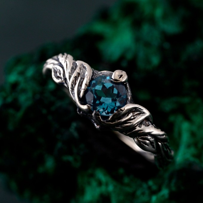 Woodland Promise Ring – Enchanted Forest Engagement Ring, Nature-Inspired Twig Band, Rustic Silver Jewelry for Women