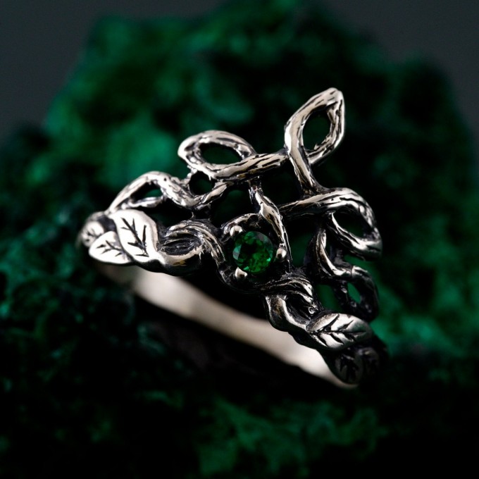 Unique Fairy Wedding Ring – Features a Beautiful Branch and Knot Design, Perfect as a Unique Wedding Band