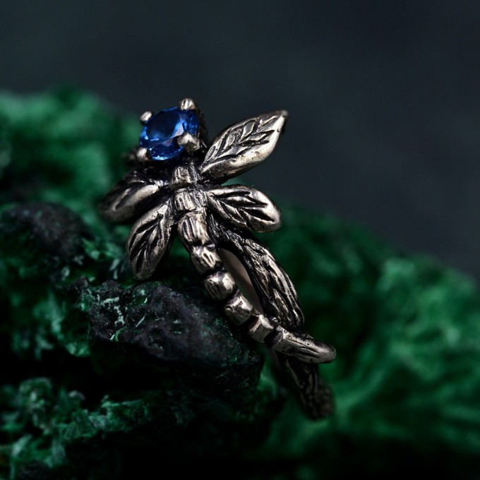 Whispers of the Night: Gothic Dragonfly Ring