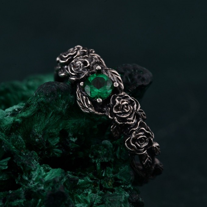 Silver Rose Bouquet Ring: Enchanted Rose Garden Design