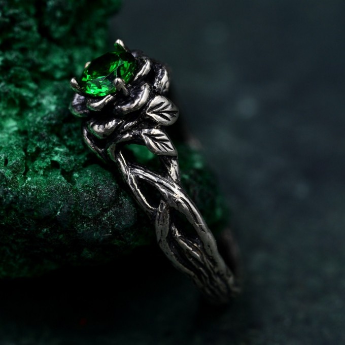Enchanted Forest Emerald Ring - Whimsical Celtic Twig & Lotus Wedding Band