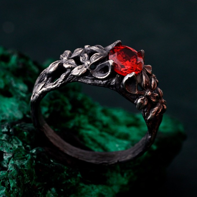 Gothic Silver Ring with Garnet and Floral Design