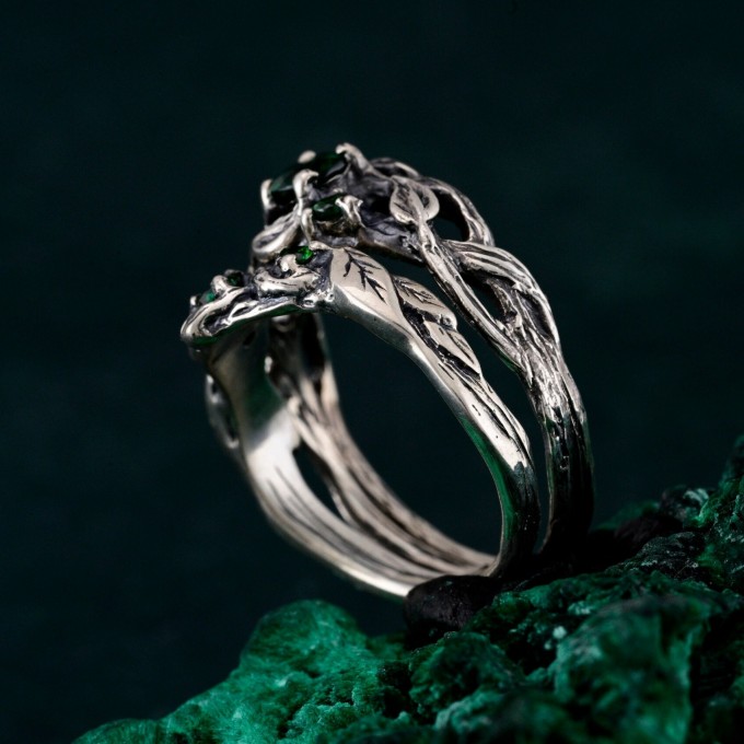 Enchanted Woodland Sterling Silver Ring Set with Nature-Inspired Leaf Design