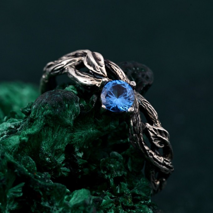 Leafy Branch with Topaz Ring – Nature-Inspired Gemstone Jewelry