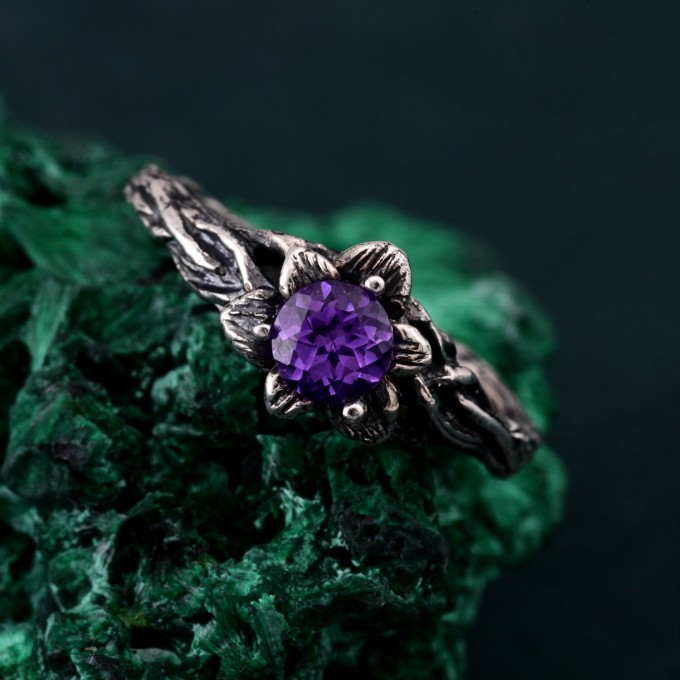 Woodland Whispers Ring – Enchanted Forest Amethyst Ring, Whimsical Vine and Blossom Twig Design, Unique Nature-Inspired Ring