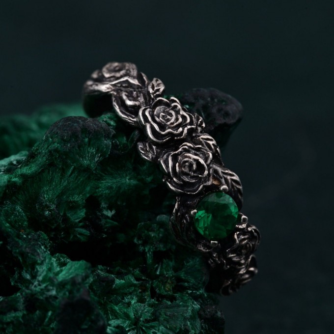 Silver Rose Bouquet Ring: Enchanted Rose Garden Design