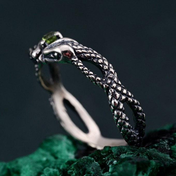 Emerald Coil: Gothic Snake Ring with Peridot