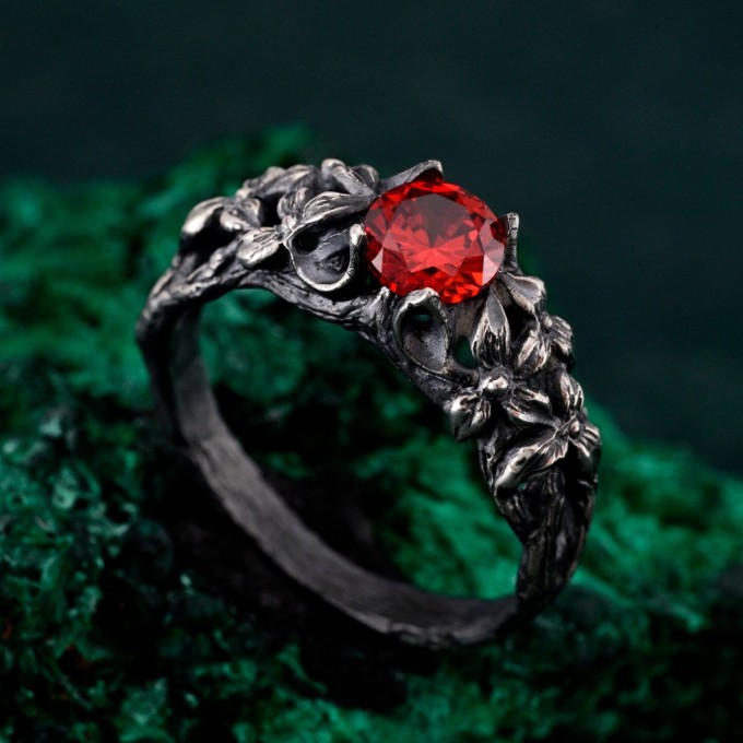 Gothic Silver Ring with Garnet and Floral Design