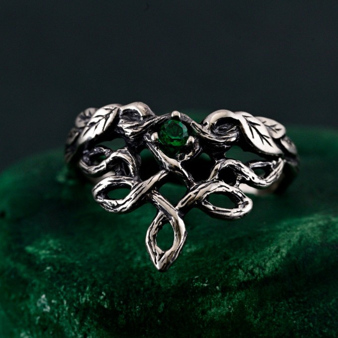 Unique Fairy Wedding Ring – Features a Beautiful Branch and Knot Design, Perfect as a Unique Wedding Band