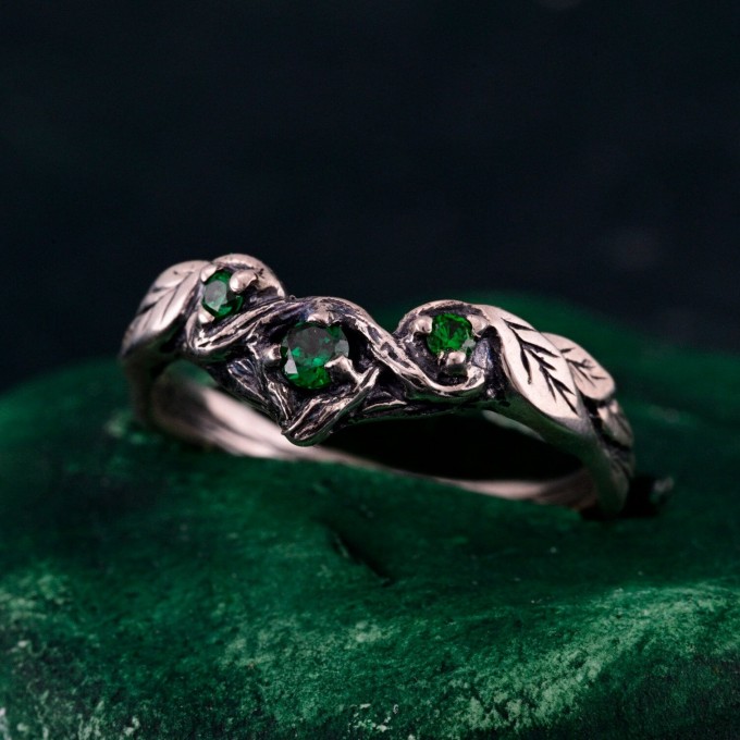 Twig & Leaf Floral Silver Ring – Fantasy Nature Motif Engagement Ring