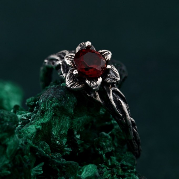 Woodland Whispers Ring – Enchanted Forest Blossom Twig Ring, Whimsical Vine Design, Unique Nature-Inspired Ring