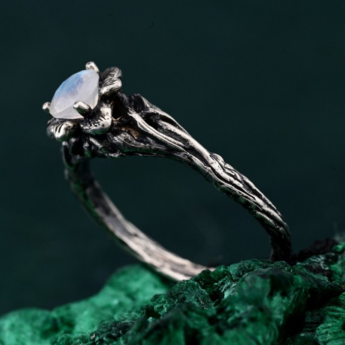 Blossom Twig Ring - Enchanted Forest and Woodland Whispers Design