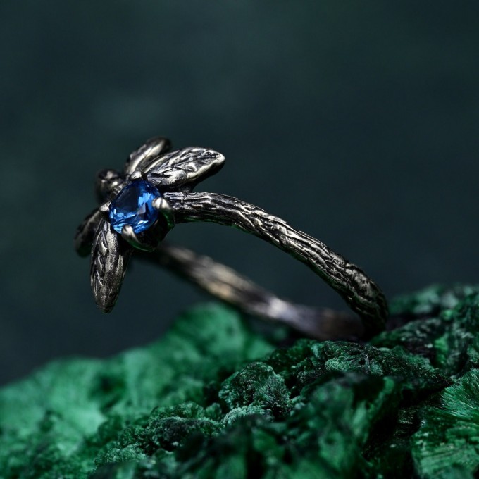 Whispers of the Night: Gothic Dragonfly Ring