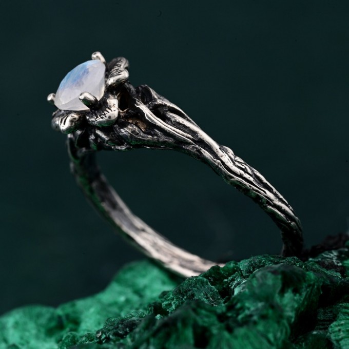 Woodland Whispers Ring – Enchanted Forest Amethyst Ring, Whimsical Vine and Blossom Twig Design, Unique Nature-Inspired Ring