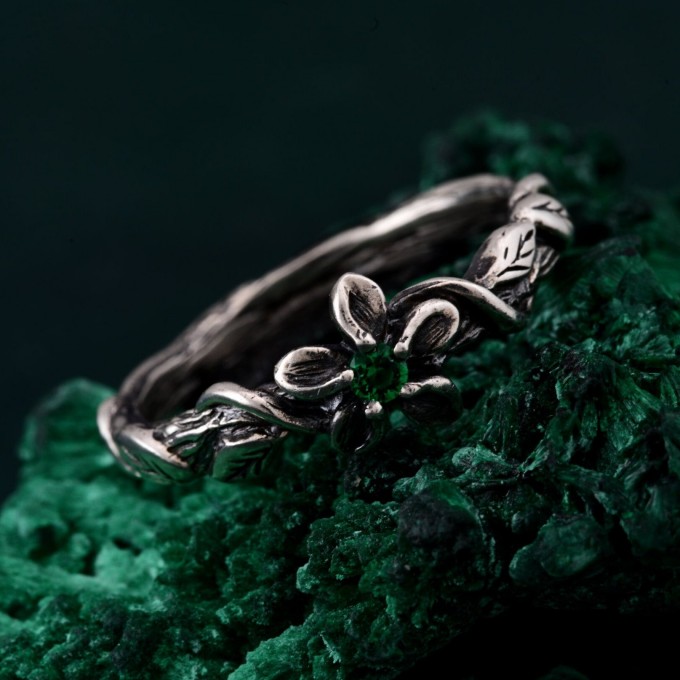 Emerald Blossom Silver Ring with Nature Motif