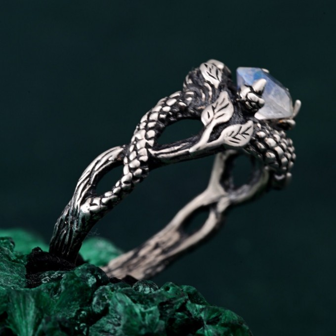 Scale of the Dragon Ring: Mythical Silver Armor Design