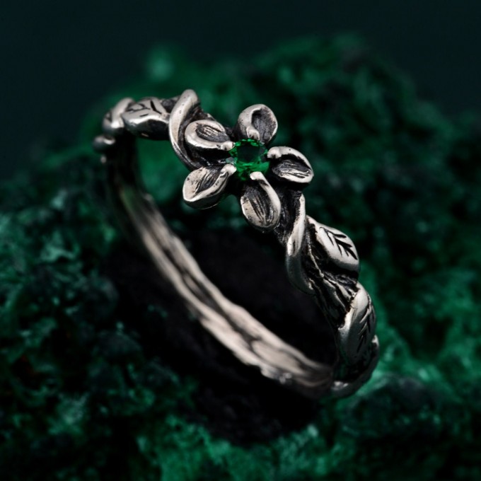 Emerald Blossom Silver Ring with Nature Motif