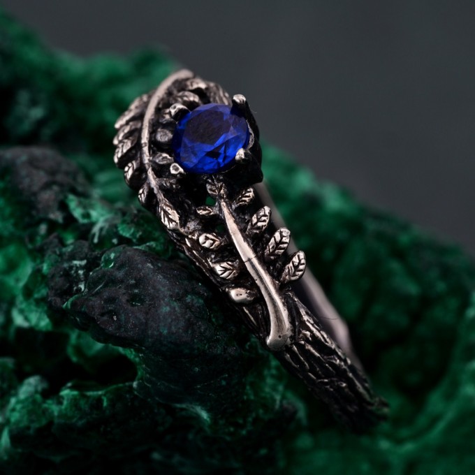 Sapphire Fern Branchlet Ring: Whispering Fern Design