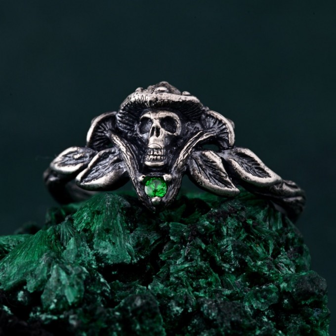 Forest Shadows: Sterling Silver Skull Ring