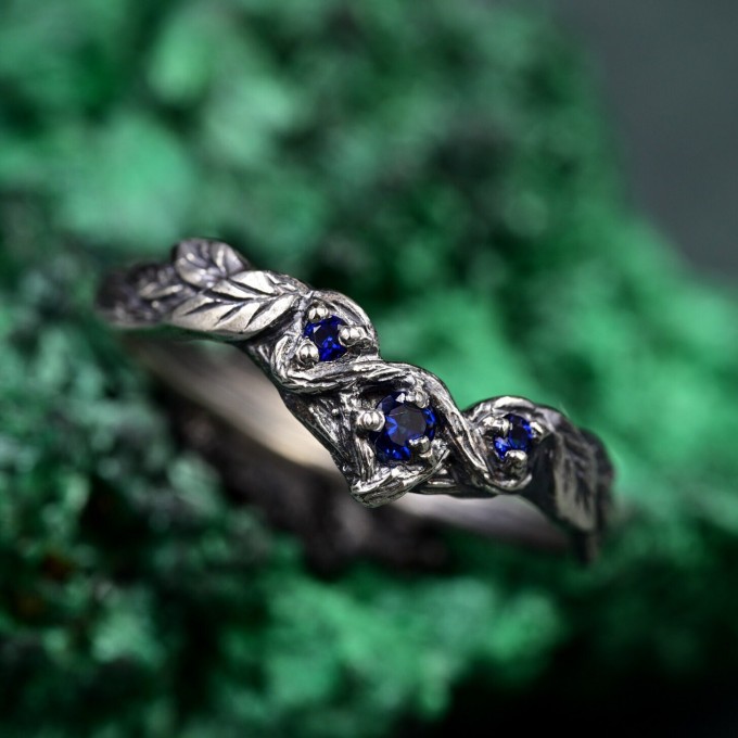 Whispers of Twilight: Gothic Leaf Sapphire Ring
