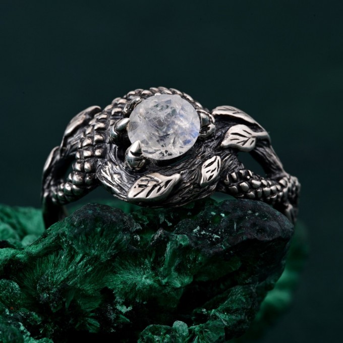 Scale of the Dragon Ring: Mythical Silver Armor Design