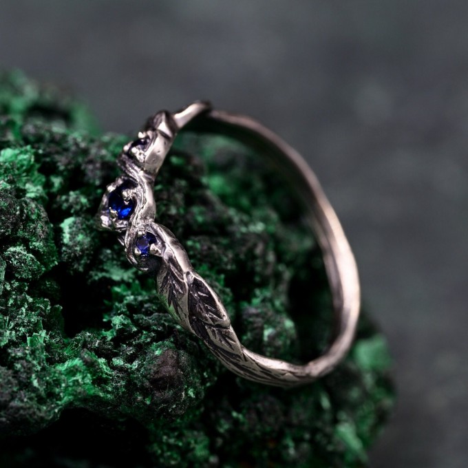 Minimalist Chevron Twig and Leaf Ring & Forest Branch Wedding Band