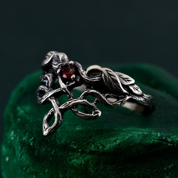 Sterling Silver Elven Tree Bark Twig Ring for Forest Inspired Engagement – Nature-Inspired Silver Engagement Ring with Celtic Knot
