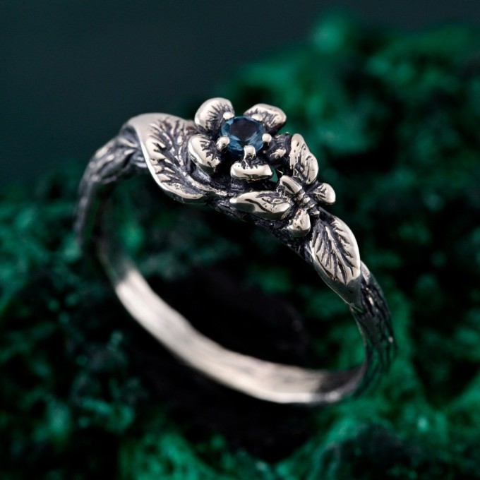Nature-Inspired Twig & Leaf Ring with Silver Twisted Branch Band