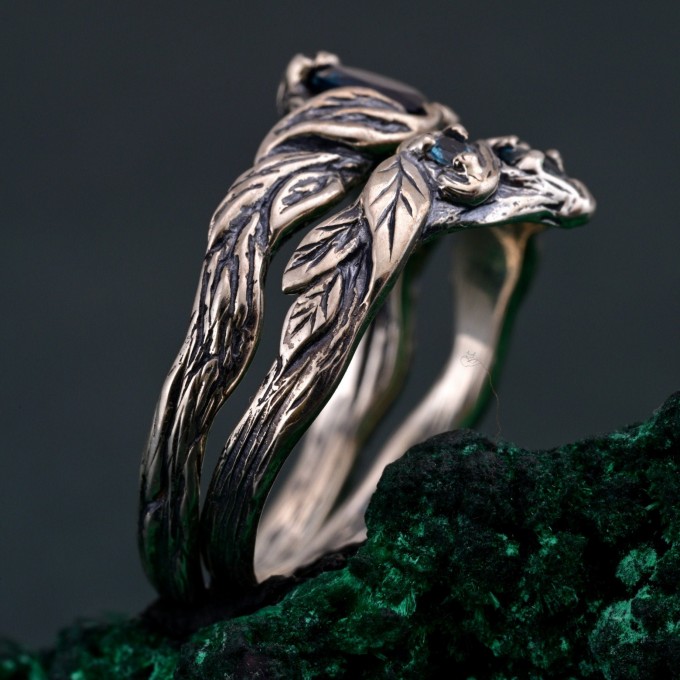 Elven Silver Ring Set with London Blue Topaz – Nature-Inspired Bridal Set, Enchanted Forest Stackable Rings, Mystical Twig Leaf Design