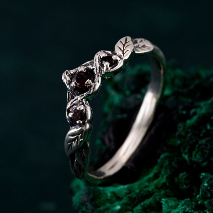 Chevron Wedding Band - Nature-Inspired Wooden Wedding Ring