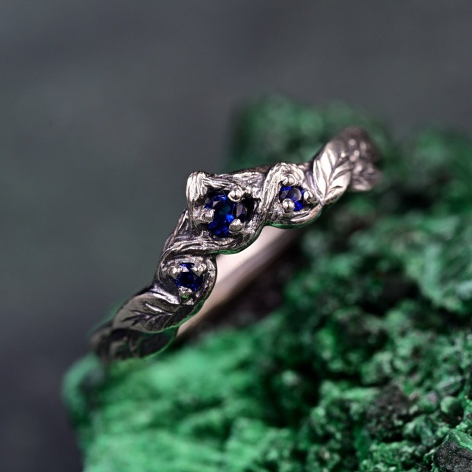 Whispers of Twilight: Gothic Leaf Sapphire Ring