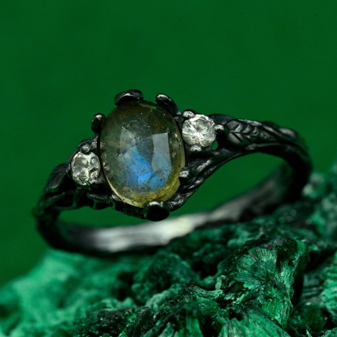 Airy Silver Engagement, Dark Floral Wildflower Ring, Ethereal Forest Fairy, Unique Romance, Mystical Fairy Band, Textured Branch Design