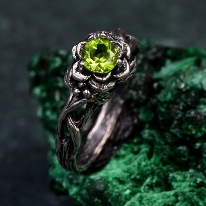 Silver Twisted Vine Engagement Ring - Romantic Forest-Inspired Jewelry