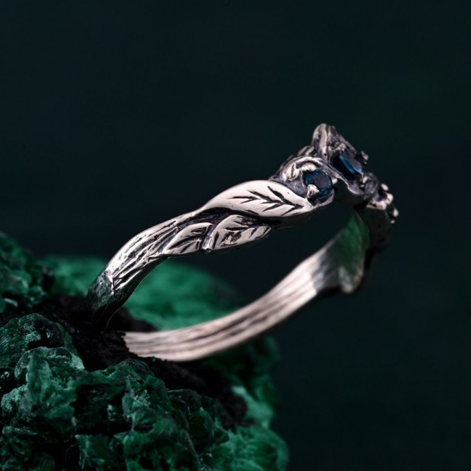 Witchy Fantasy Jewelry for Women – Chevron Wedding Band with Forest Theme, Nature-Inspired Engagement Ring