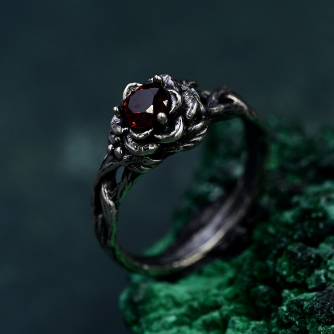 Lotus Blossom Silver Ring – Elegant Harmony Symbol for Him & Her
