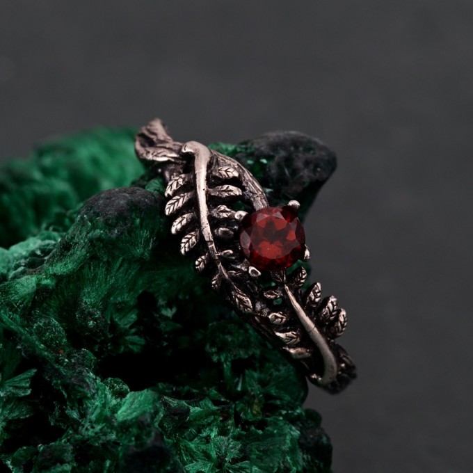 Garnet Fern Branchlet Ring - Woodland Fern Band with Graceful Frond Design